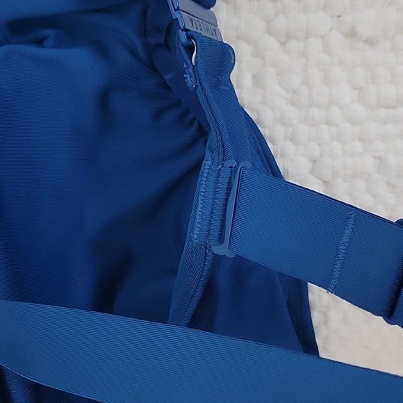 NWOT  Athleta  32D/DD SQUARE NECK V BRA CUP BIKINI Top Blue - Picture 4 of 6